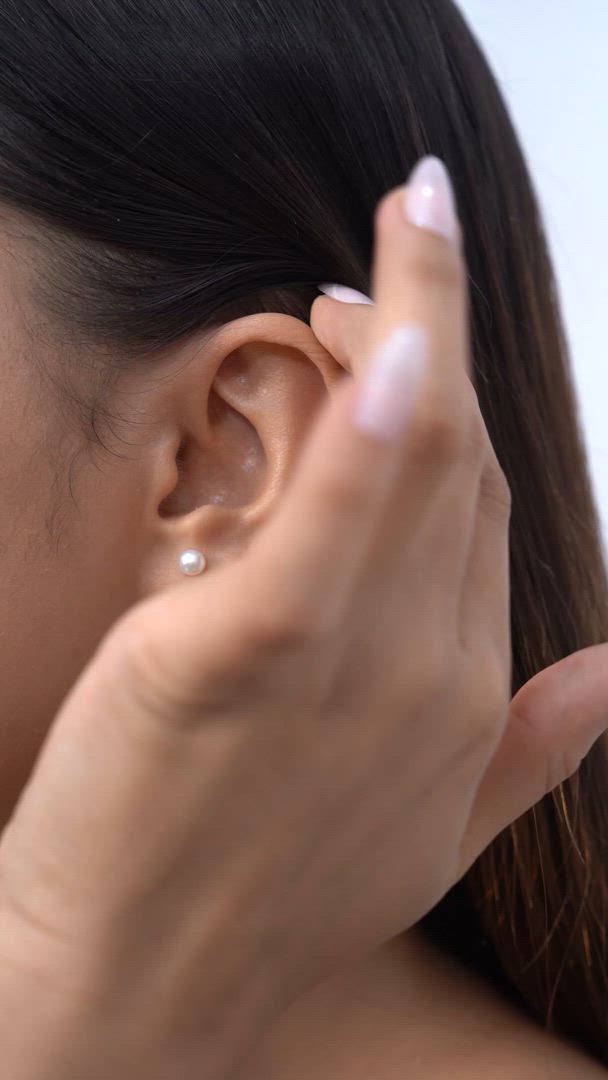 Original Pearl Solitaire Stud Earrings in Gold-Plated Sterling Silver