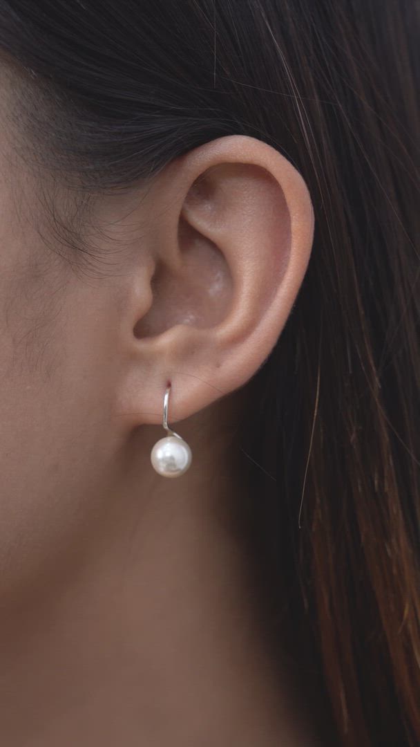 Stylish Round Pearl Drop Earrings in 925 Sterling Silver