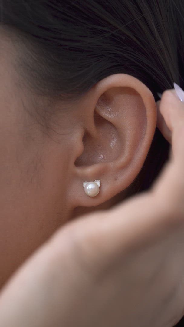 Cute Pearl Cat Freshwater Earrings in 925 Sterling Silver