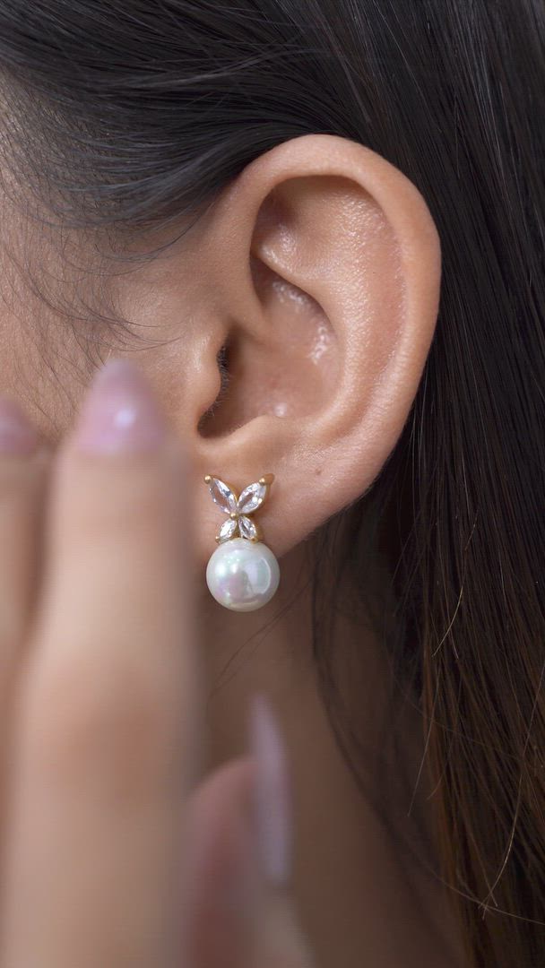 Gold-Plated Butterfly Pearl Earrings in 925 Sterling Silver