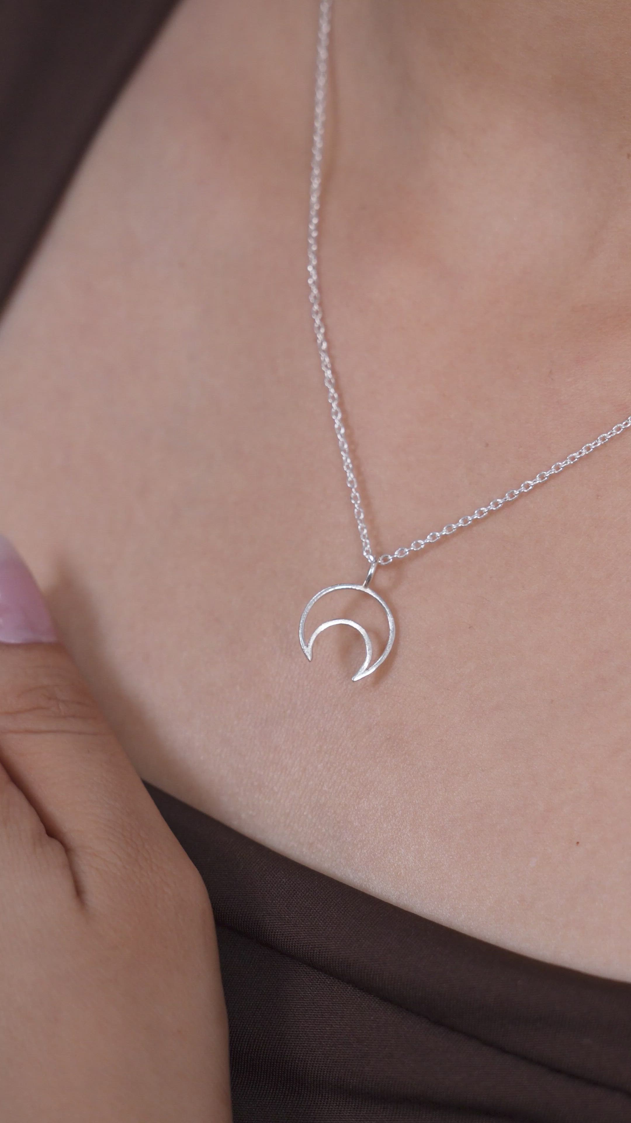 Crescent Moon Pendant Silver: Classic Necklace in 925 Sterling