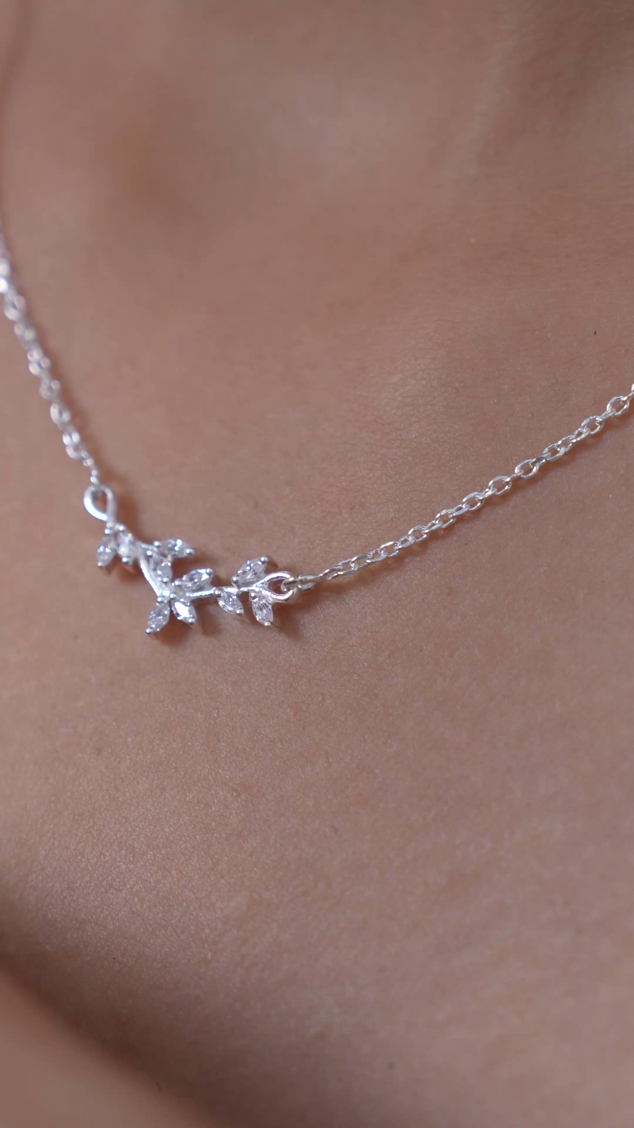 Chandi Leaf Solitaire Necklace in 925 Sterling Silver