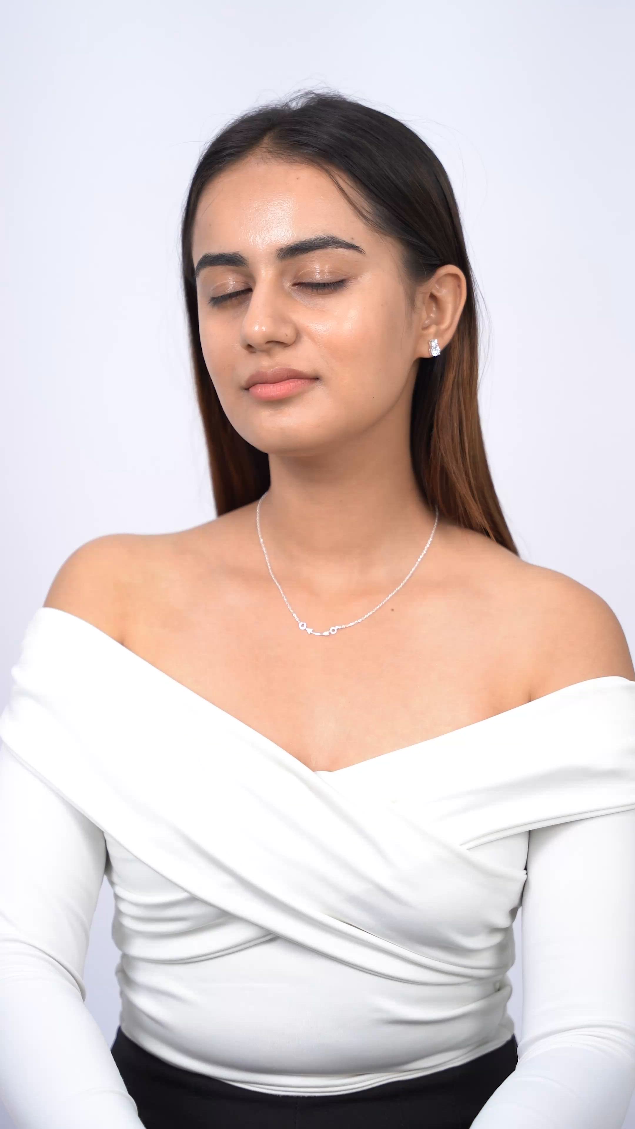 Glimmering Cupid's Arrow Pendant Necklace in 925 Sterling Silver